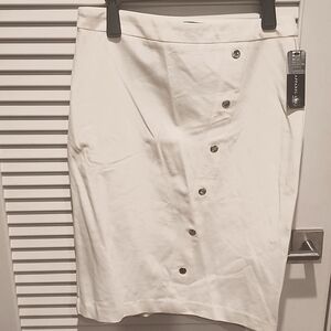 Of white fButton-Down Skirt